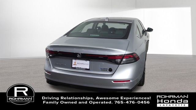 Used 2024 Honda Accord Touring image 8