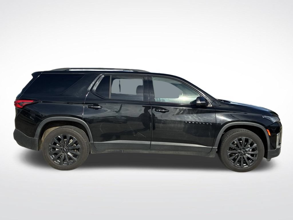 Used 2023 Chevrolet Traverse RS FWD image 5