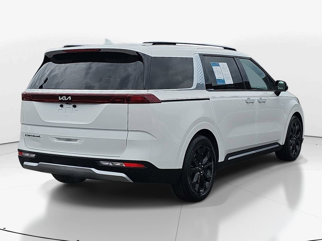 Used 2022 Kia Carnival SX FWD image 6