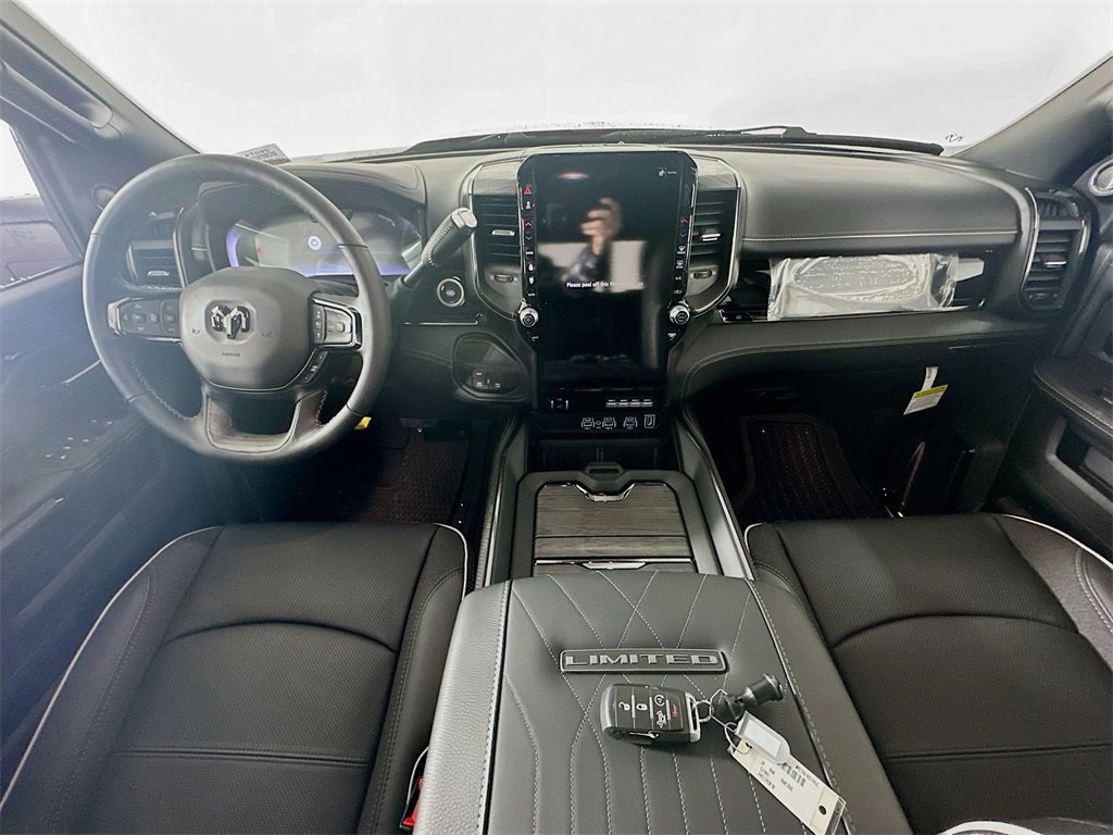 New 2026 RAM 2500 Limited w/ Towing Technology Group image 9