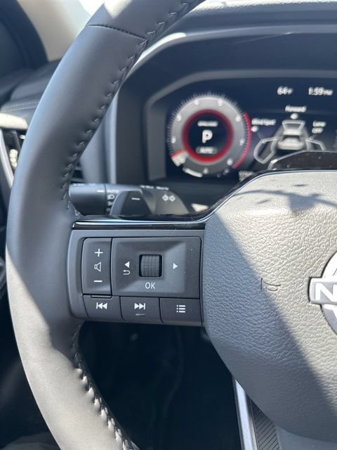 Used 2025 Nissan Rogue SL w/ Tech Package AWD/4WD image 19