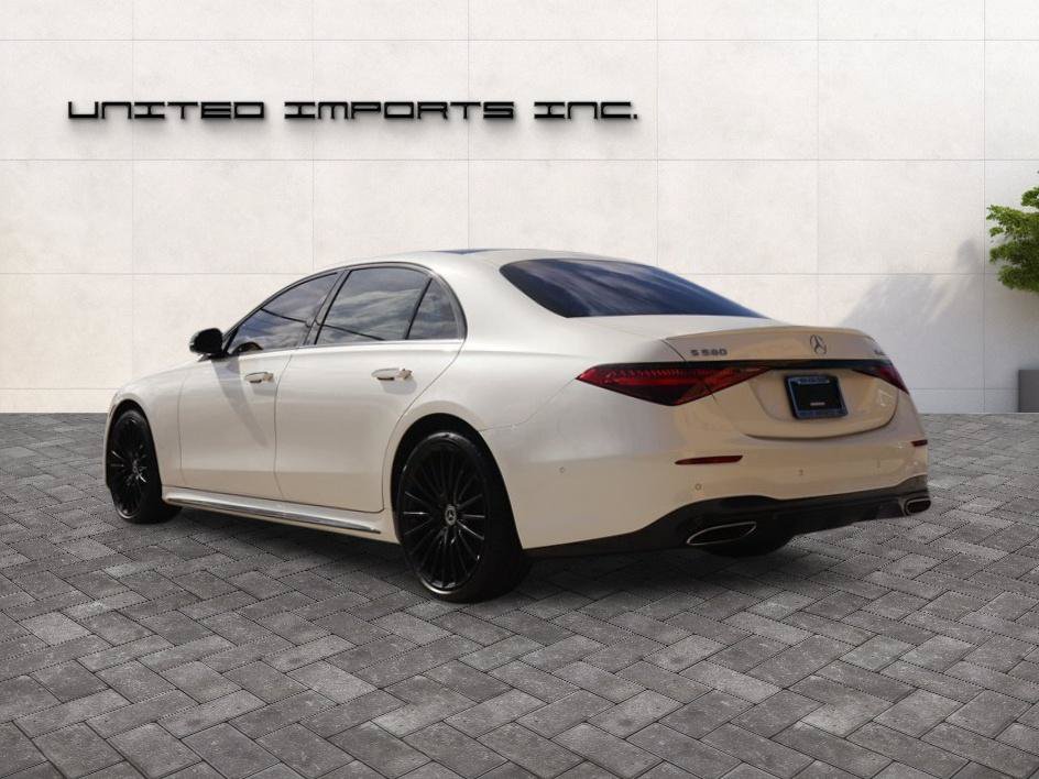 Used 2022 Mercedes-Benz S 580 4MATIC Sedan image 3