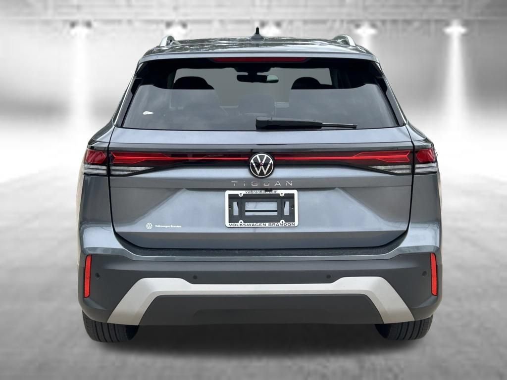 Certified 2026 Volkswagen Tiguan S w/ 18" Wheel Package FWD image 4