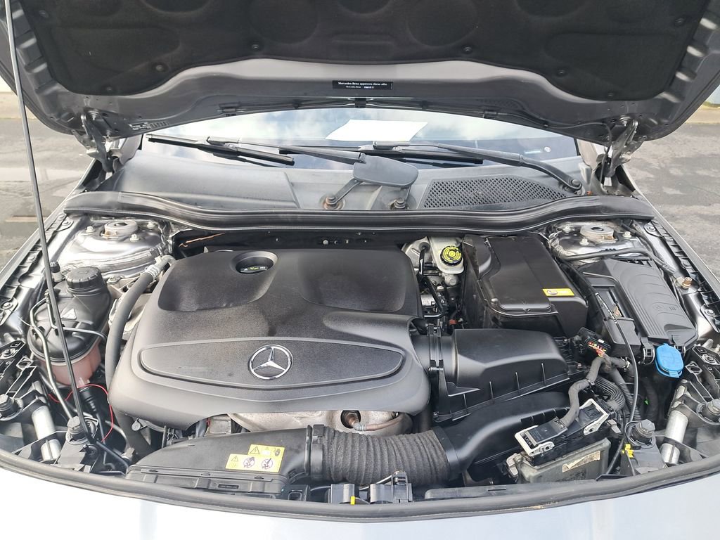 Used 2015 Mercedes-Benz CLA 250 image 27