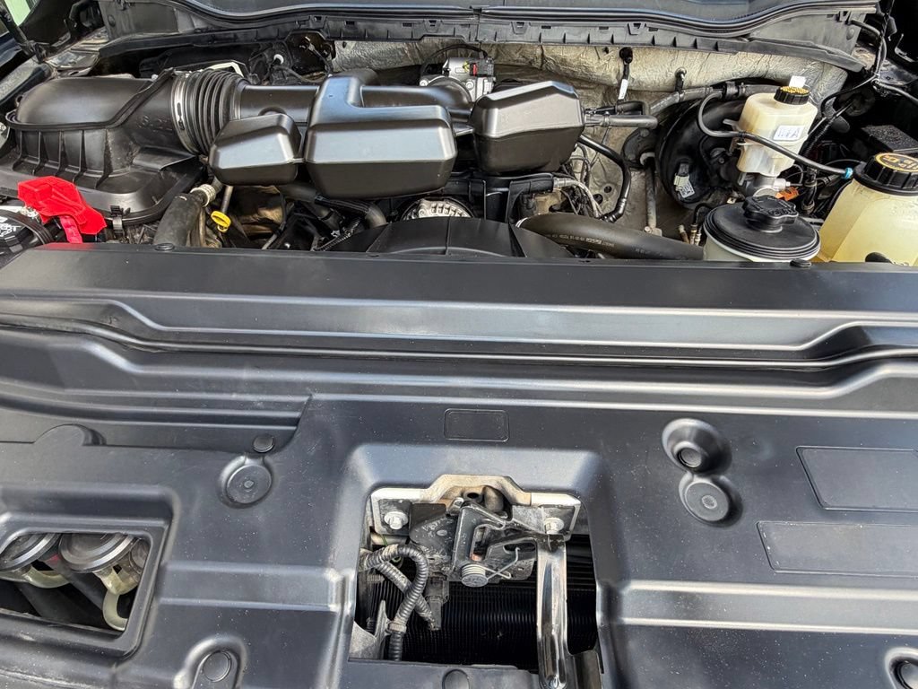 Used 2019 Ford F250 Lariat w/ Lariat Ultimate Package AWD/4WD image 7