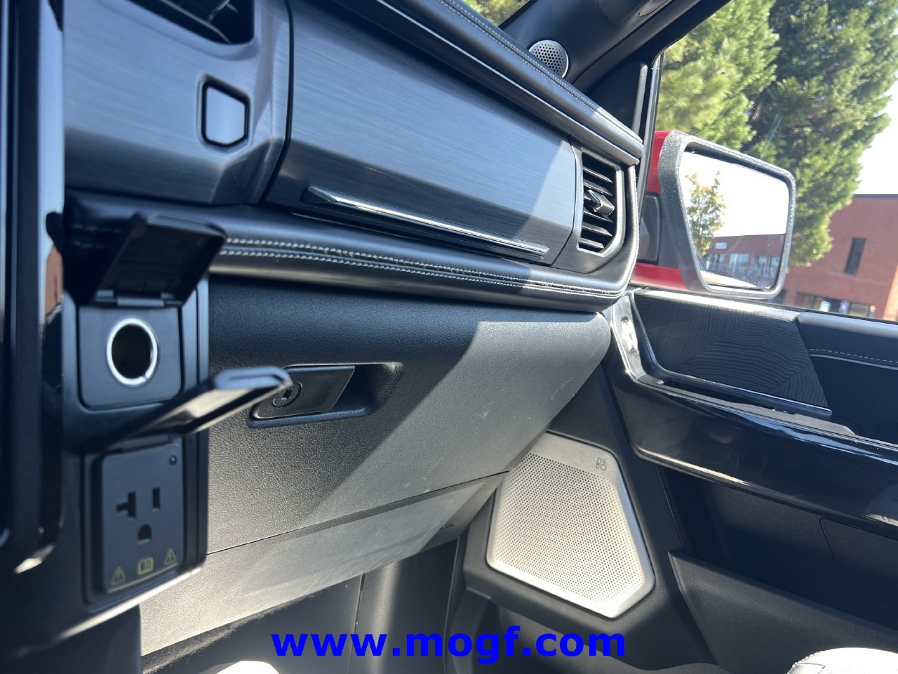 Certified 2023 Ford F150 Lightning Platinum AWD/4WD image 12