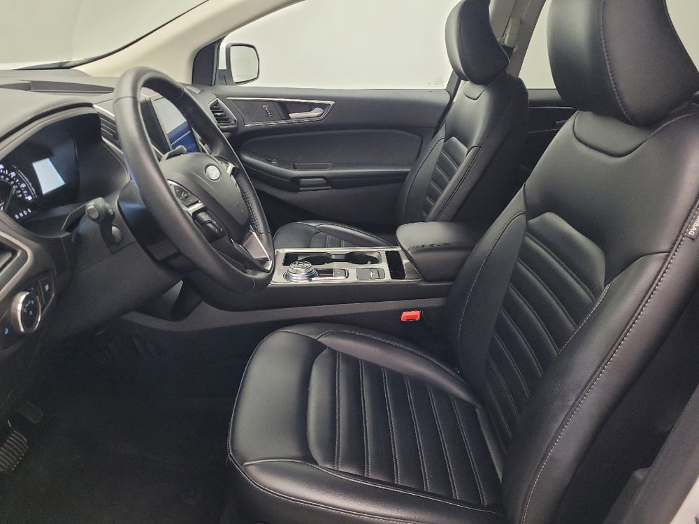 Used 2024 Ford Edge SEL image 17