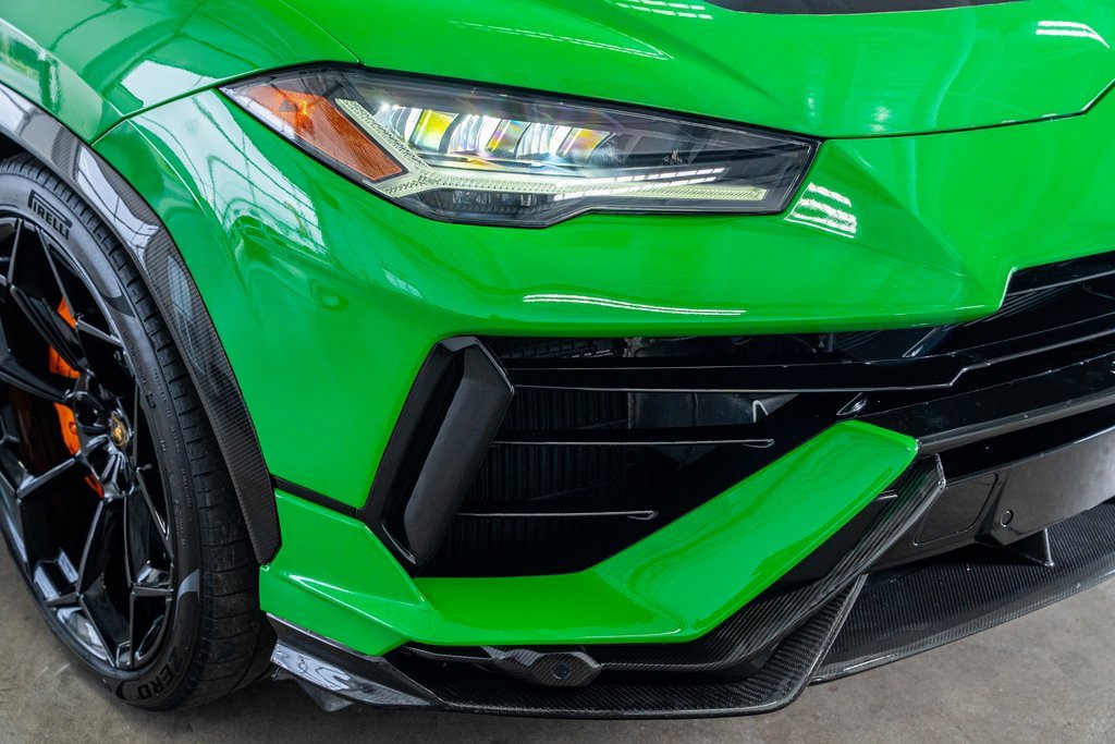 Used 2023 Lamborghini Urus Performante image 17