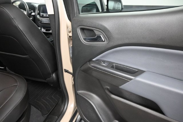 Used 2022 Chevrolet Colorado Z71 AWD/4WD image 21