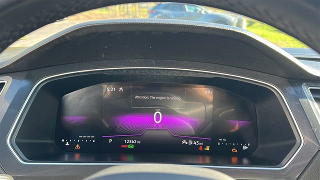 Used 2024 Volkswagen Tiguan SE R-Line image 17