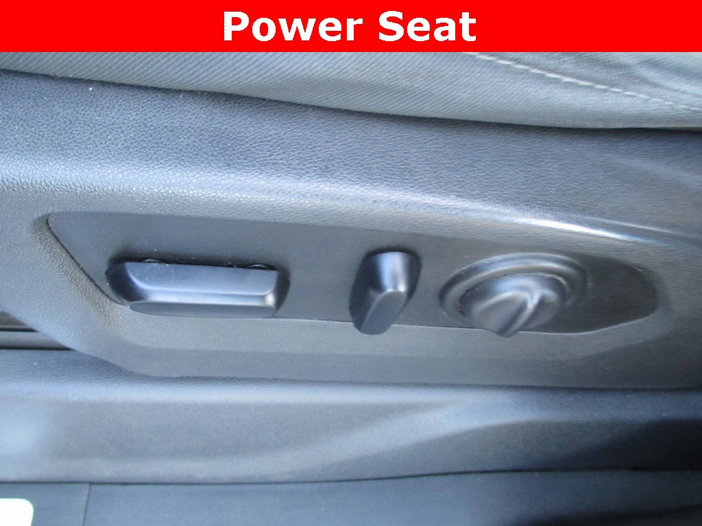 Used 2019 Chevrolet Silverado 1500 LT image 20