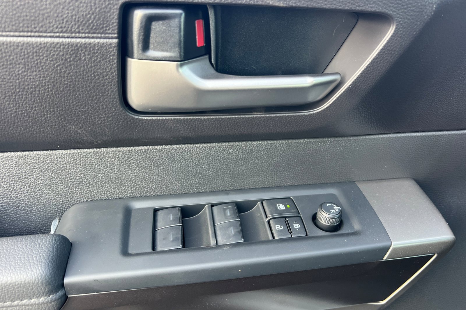 New 2026 Toyota Tundra SR5 w/ TRD Off-Road Package image 8