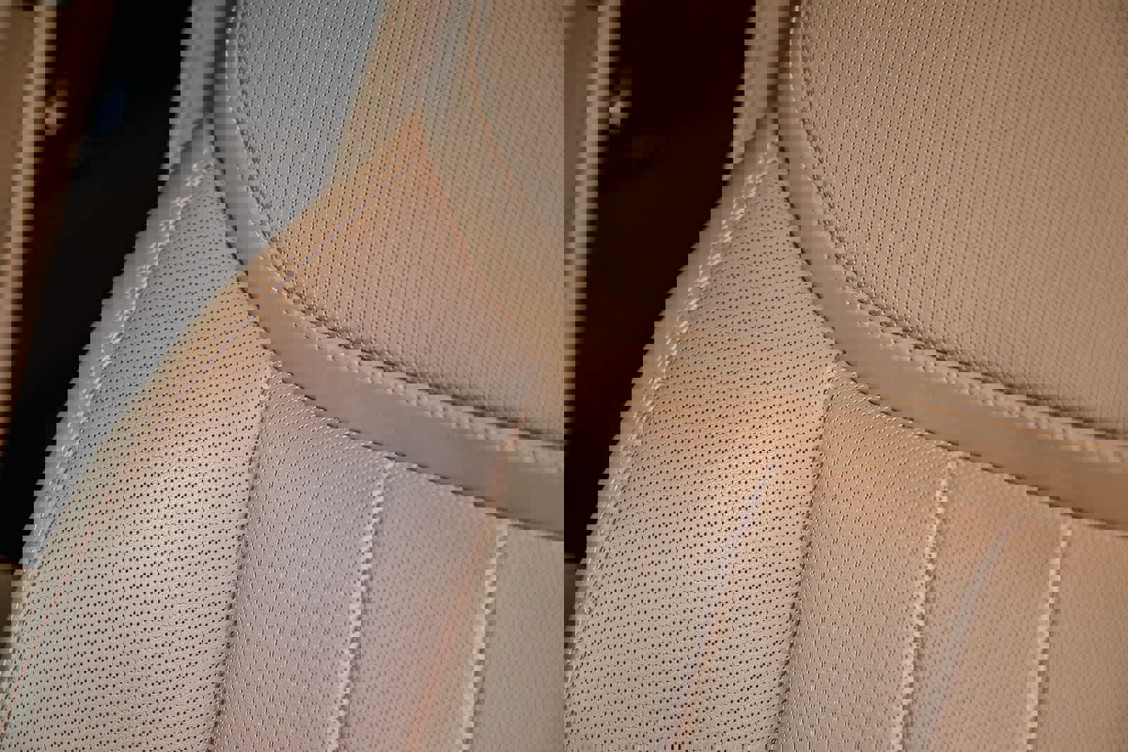 Used 2023 Land Rover Range Rover SE image 28