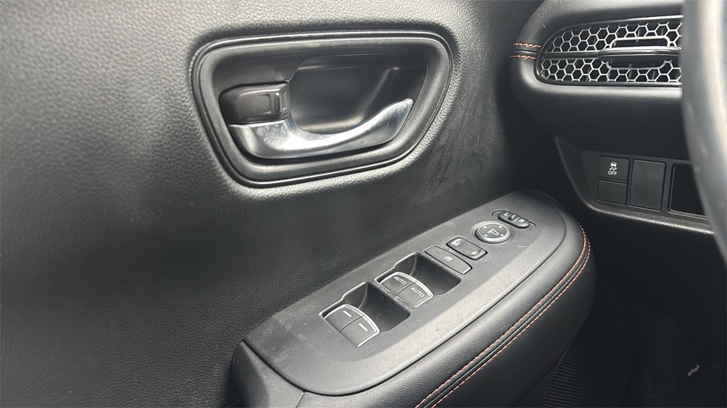 Used 2023 Honda HR-V Sport image 17