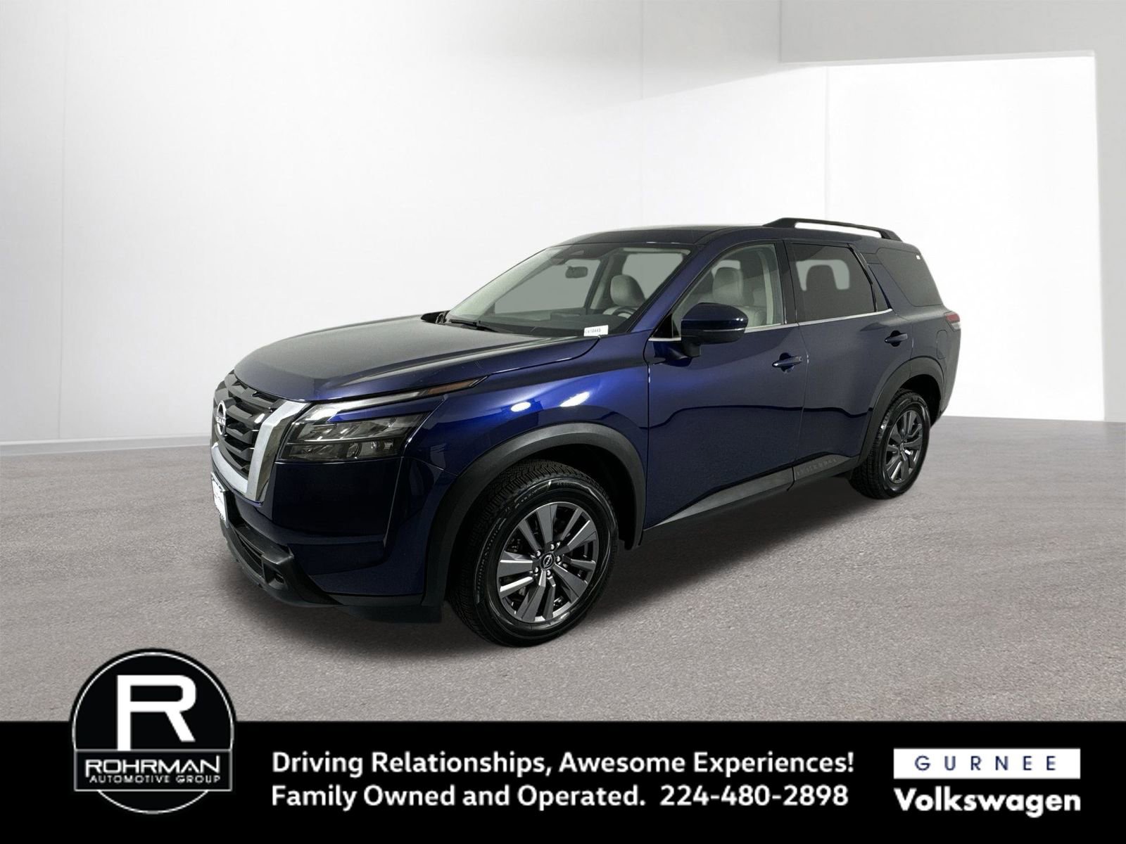 Used 2023 Nissan Pathfinder SV