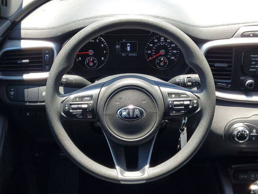 Used 2016 Kia Sorento AWD image 25