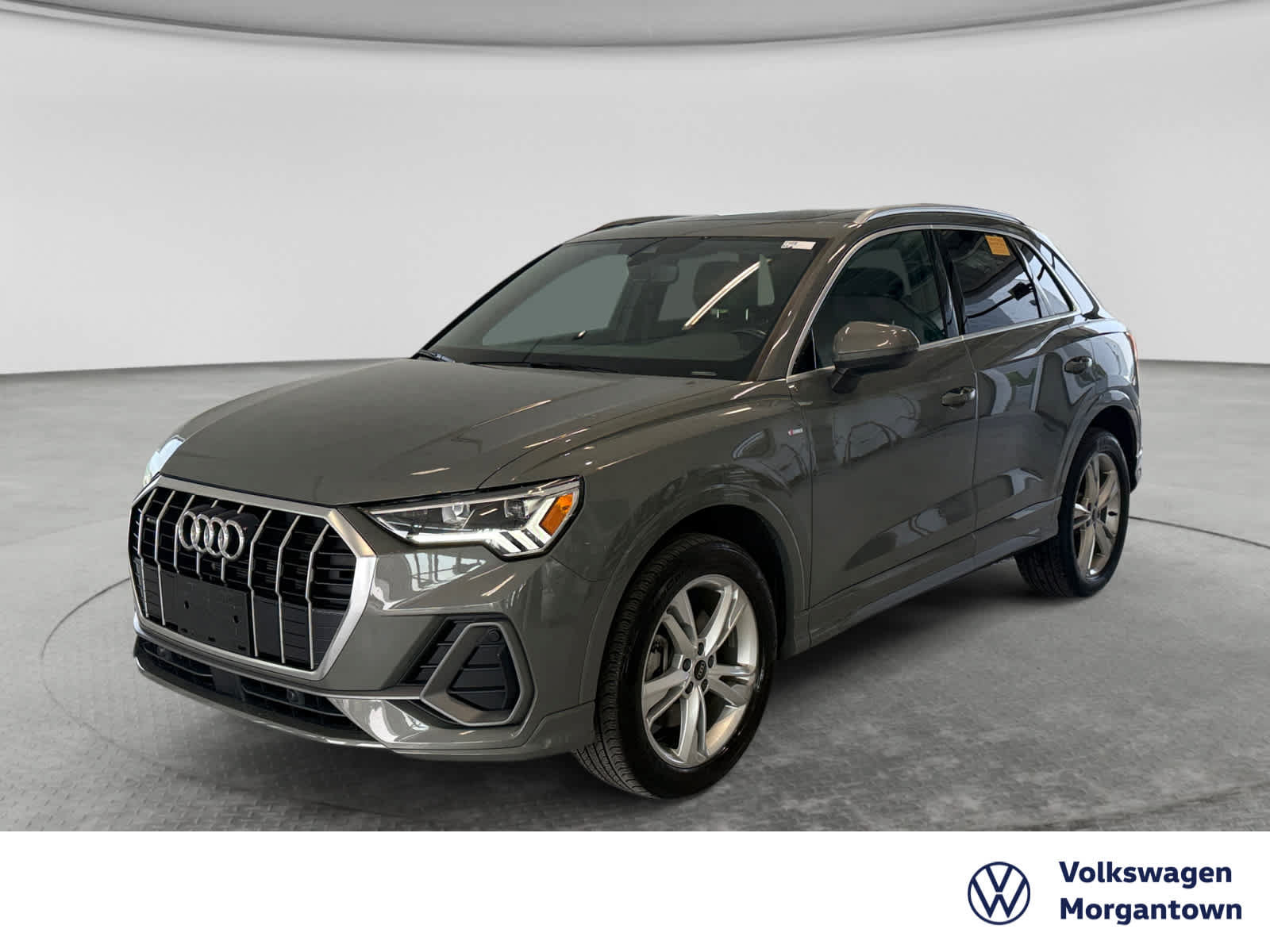 Used 2024 Audi Q3 2.0T Premium