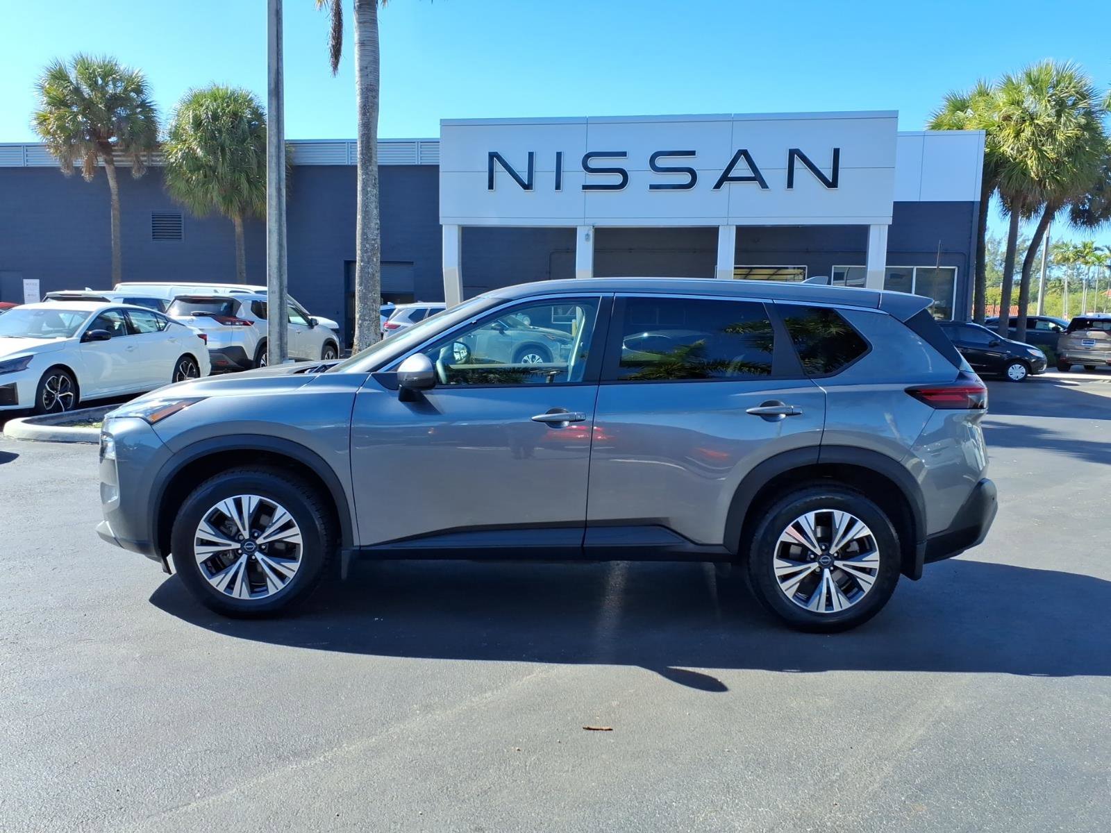 Certified 2023 Nissan Rogue SV image 2