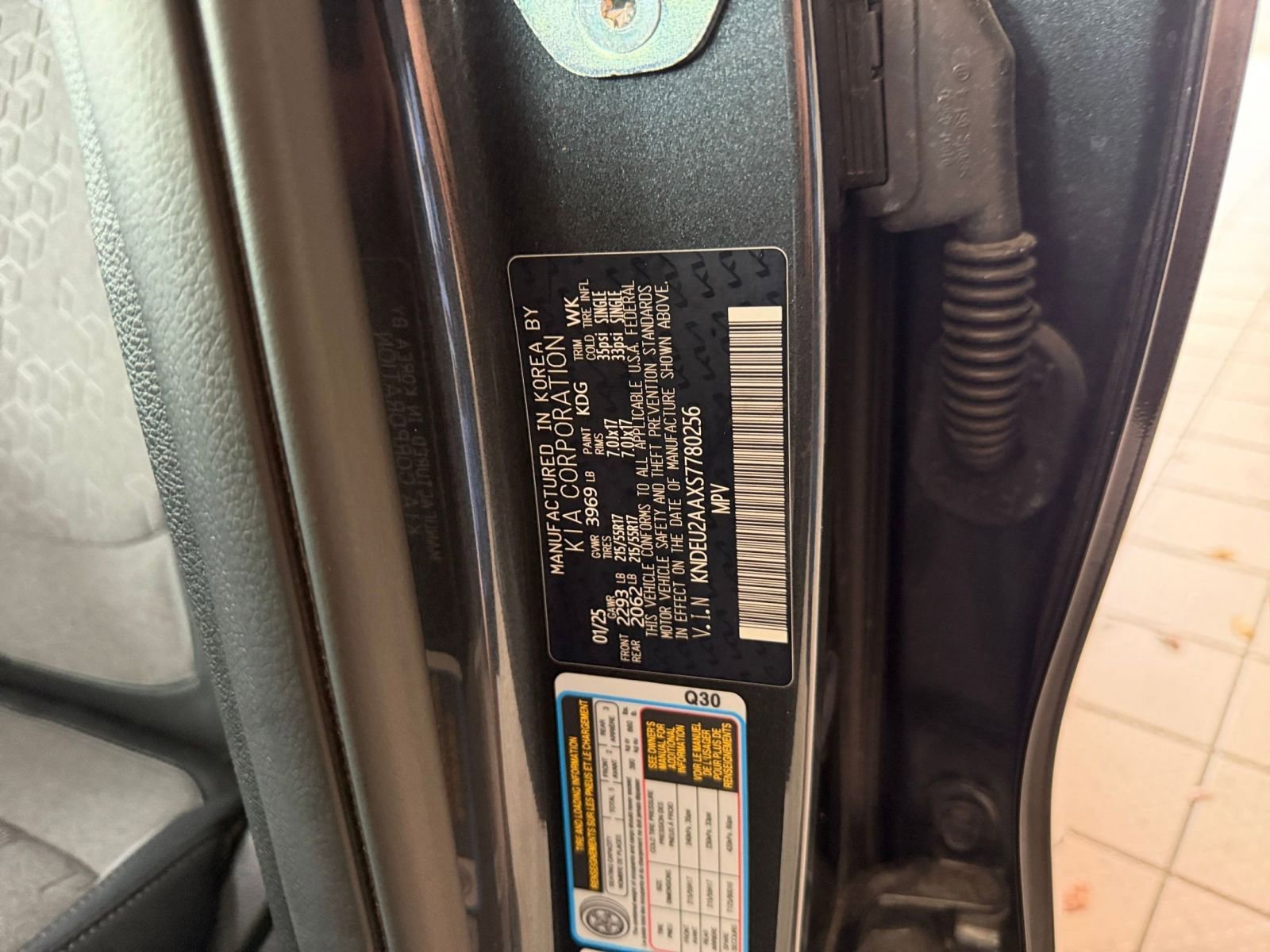 Used 2025 Kia Seltos S FWD image 24