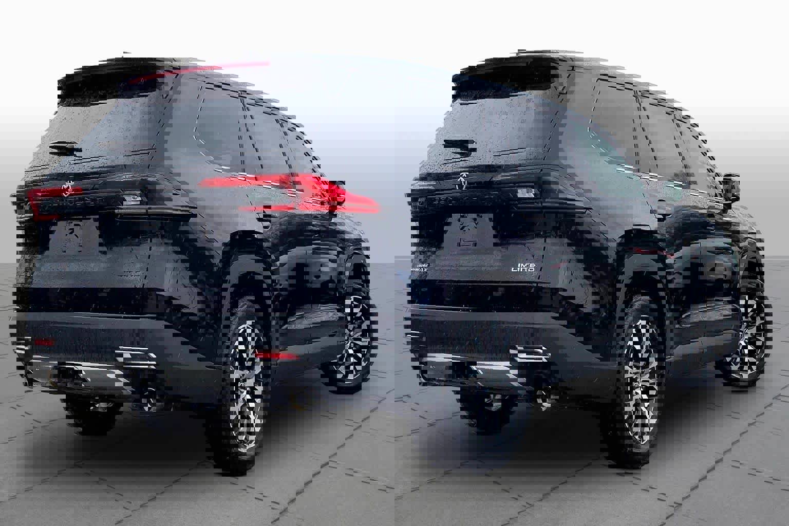 Used 2024 Toyota Grand Highlander AWD Hybrid image 12