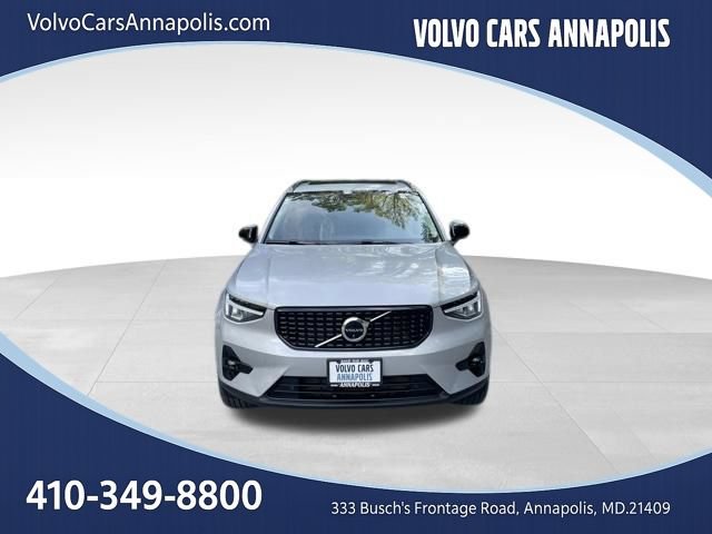 Certified 2023 Volvo XC40 B5 Plus w/ Protection Package Premier AWD/4WD image 3