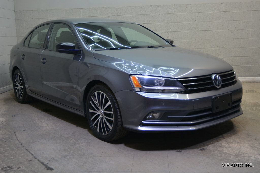 Used 2015 Volkswagen Jetta SE FWD image 1