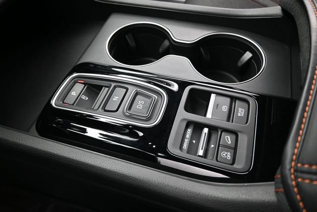 Used 2025 Honda Pilot Sport image 12