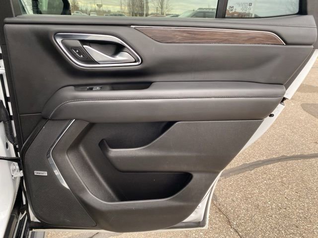 Used 2022 Chevrolet Tahoe LT w/ Luxury Package image 29