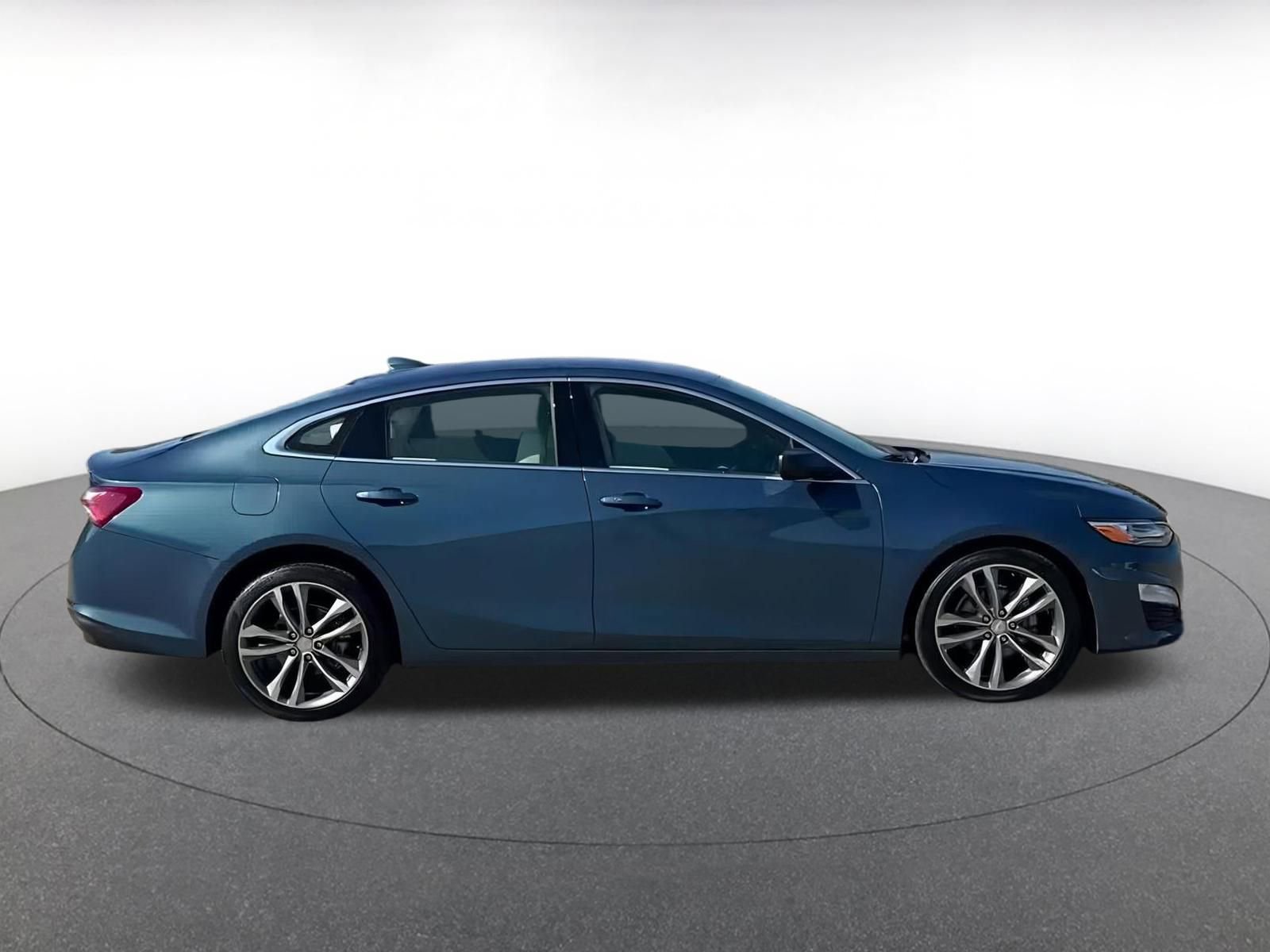 Used 2024 Chevrolet Malibu LT image 16