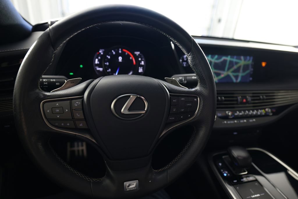 Used 2018 Lexus LS 500 F Sport w/ Performance Package image 18