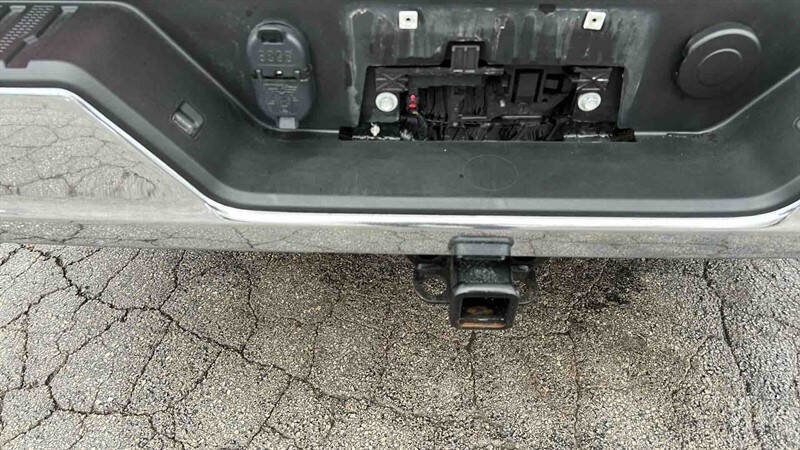 Used 2023 Chevrolet Silverado 1500 LT image 13