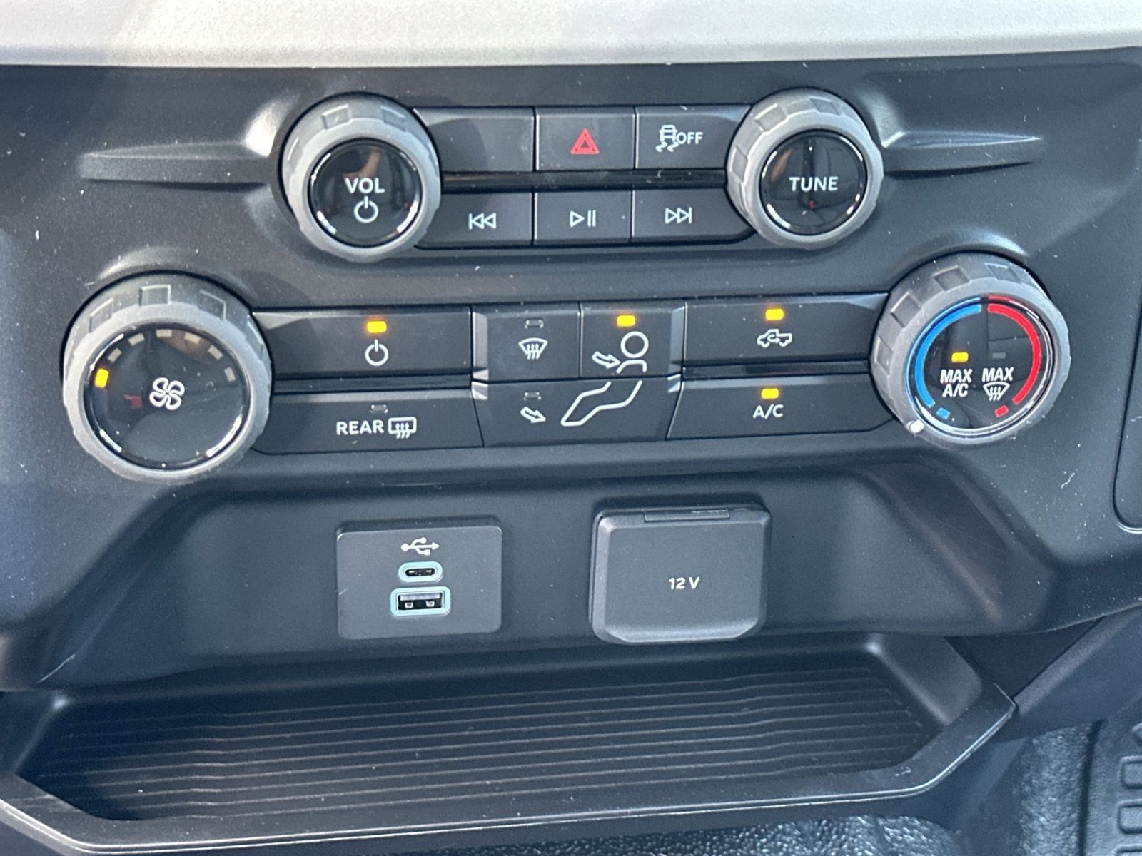 New 2026 Ford F350 XL w/ FX4 Off-Road Package image 24