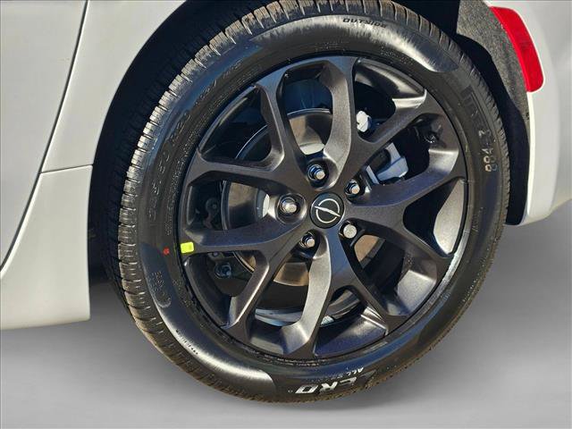 New 2026 Chrysler Pacifica Select w/ S Appearance Package FWD image 10
