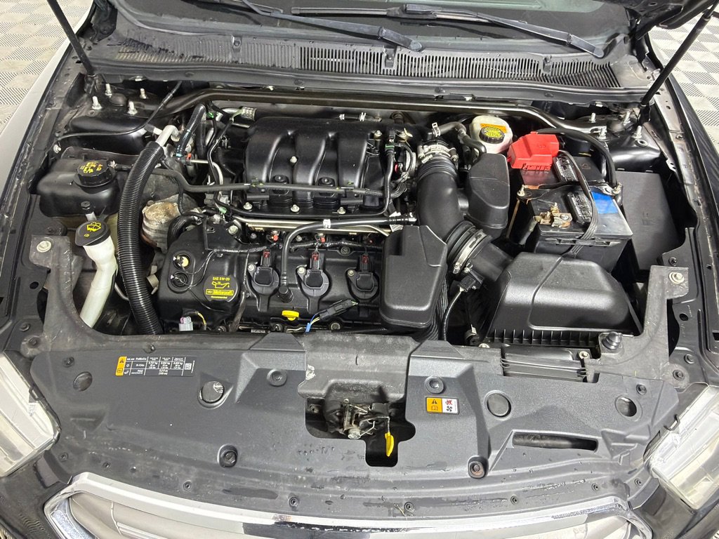 Used 2014 Ford Taurus SEL w/ Equipment Group 201A image 24