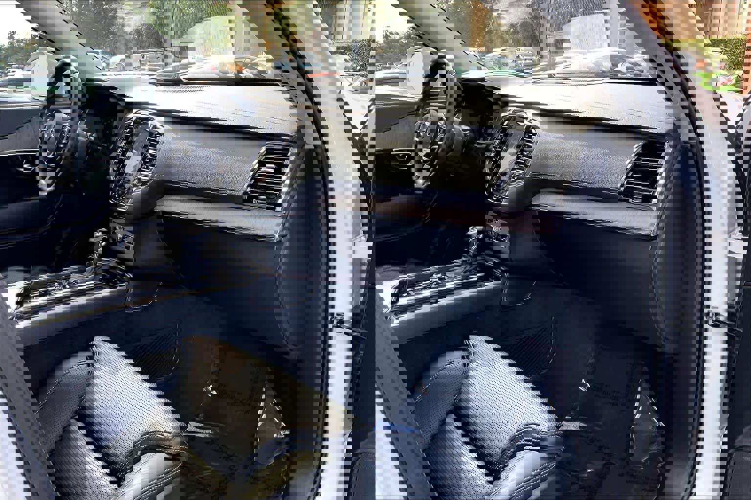 Used 2021 Volvo XC90 T6 Inscription image 15