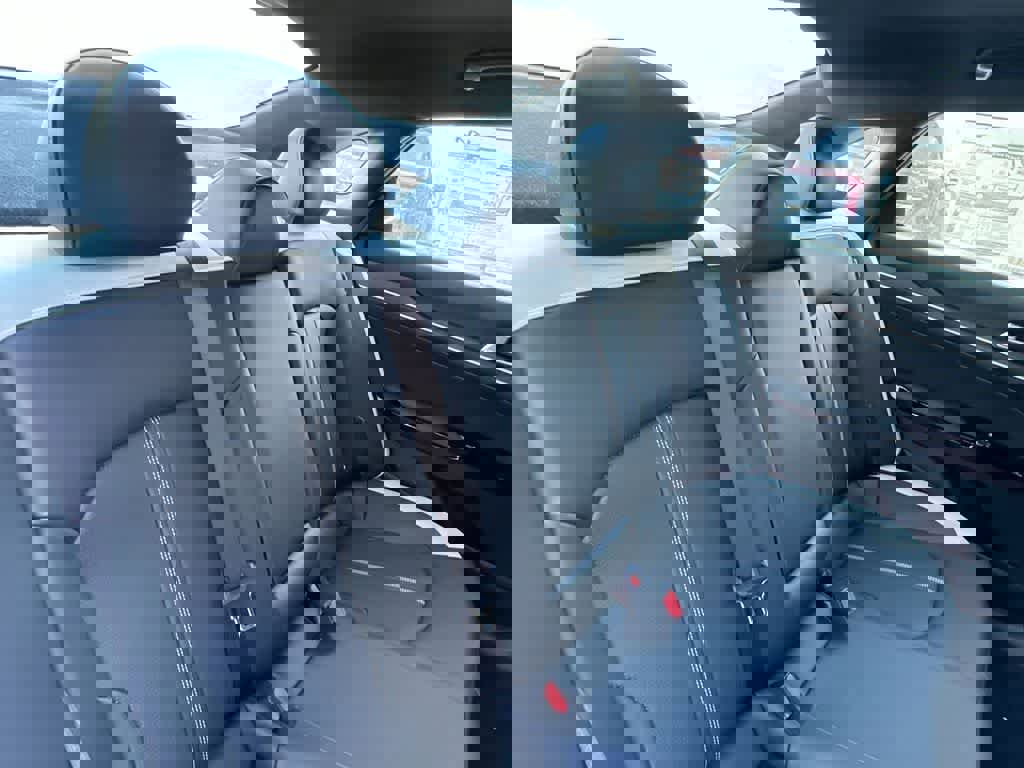 Certified 2025 Kia K5 GT-Line image 26