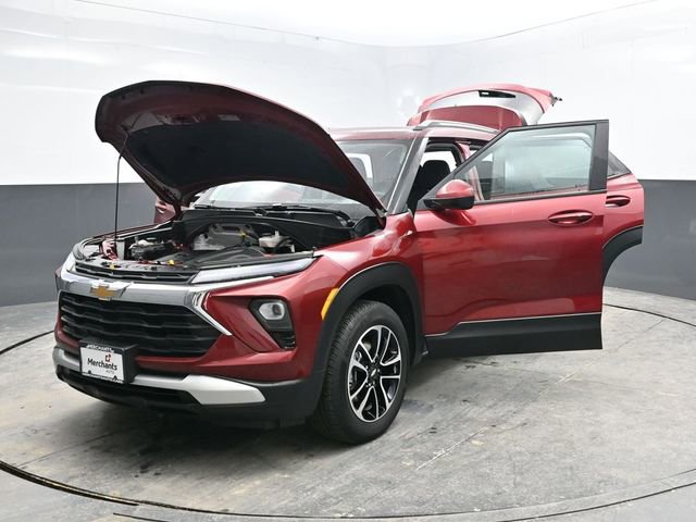 Used 2025 Chevrolet TrailBlazer LT image 37