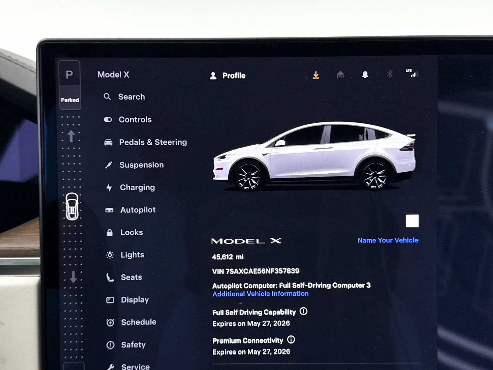 Used 2022 Tesla Model X image 31
