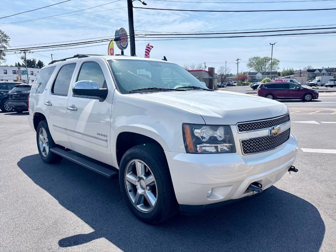 Used 2011 Chevrolet Tahoe LTZ AWD/4WD image 9