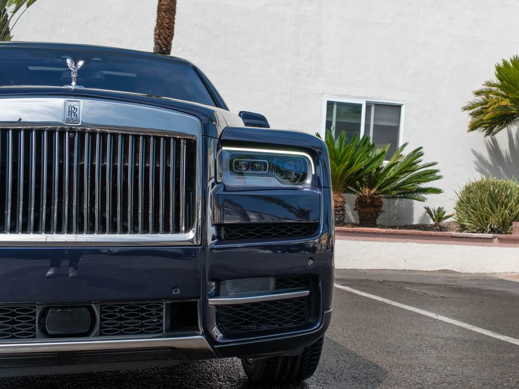 Certified 2019 Rolls-Royce Cullinan AWD/4WD image 41