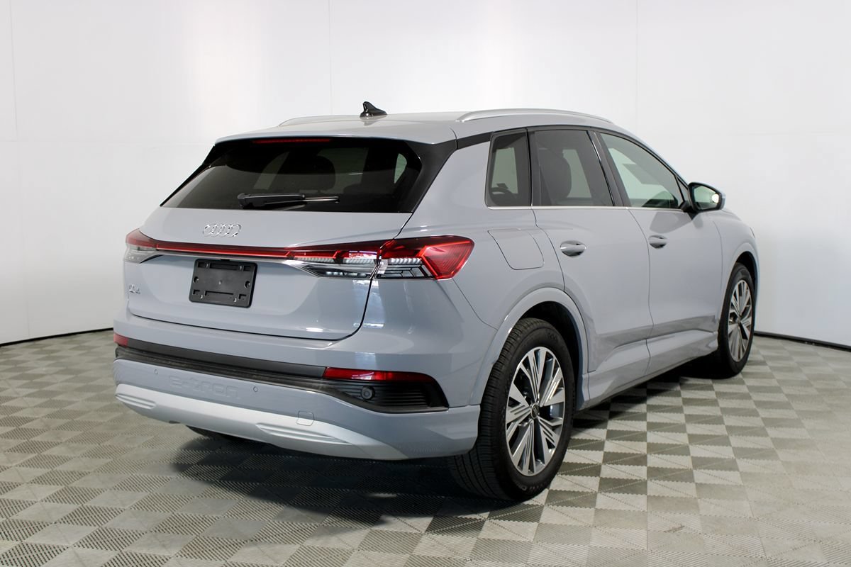 Used 2023 Audi Q4 e-tron Premium w/ Convenience Package RWD image 33