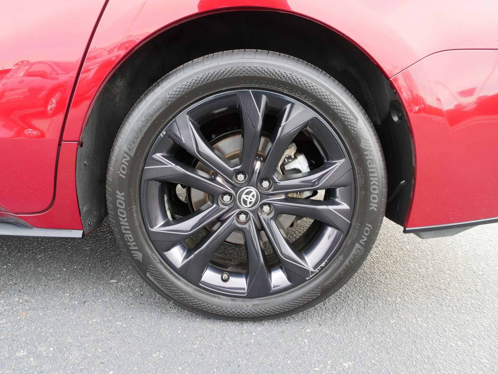 Used 2023 Toyota Sienna XSE image 13