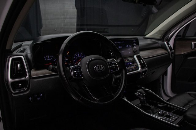 Used 2021 Kia Sorento EX image 26