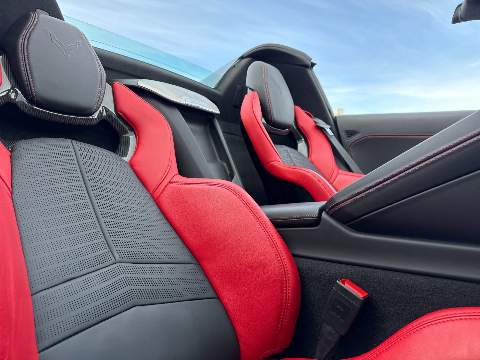 Used 2021 Chevrolet Corvette Stingray Premium Conv w/ 3LT image 15