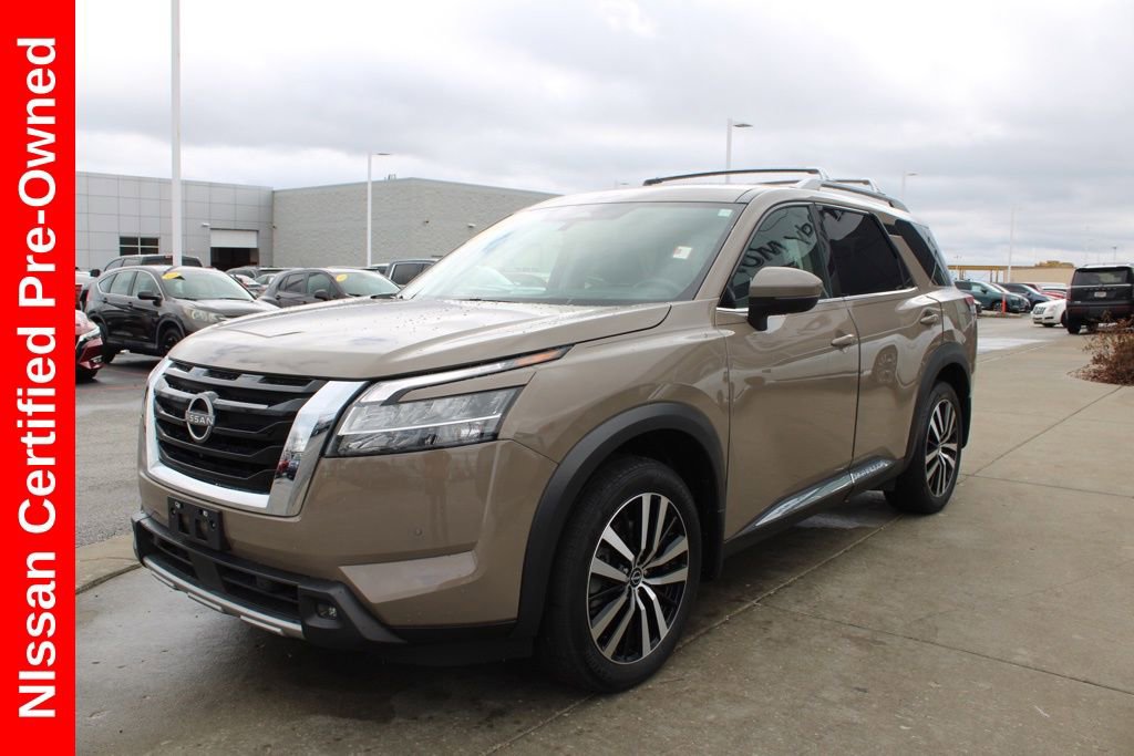 Certified 2023 Nissan Pathfinder Platinum image 3