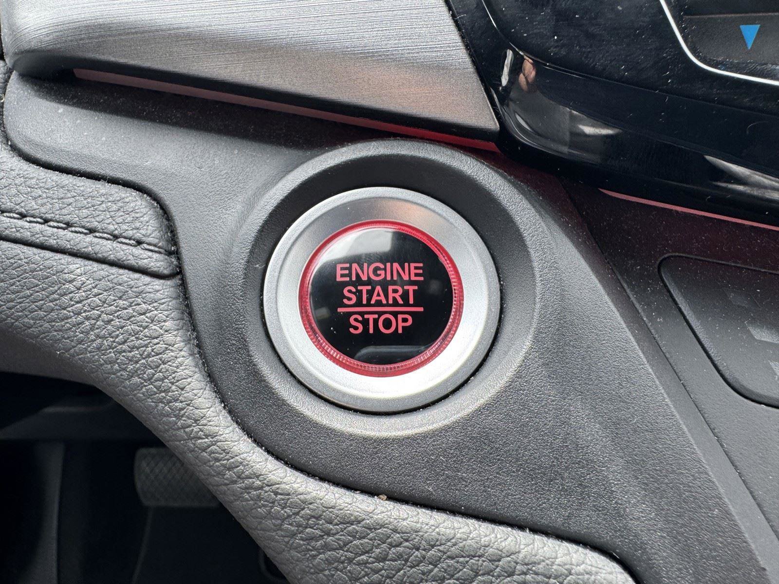 Used 2025 Honda Odyssey Sport-L image 16