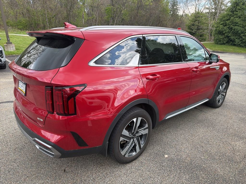 Certified 2023 Kia Sorento SX Prestige w/ Panoramic Sunroof Package AWD/4WD image 6