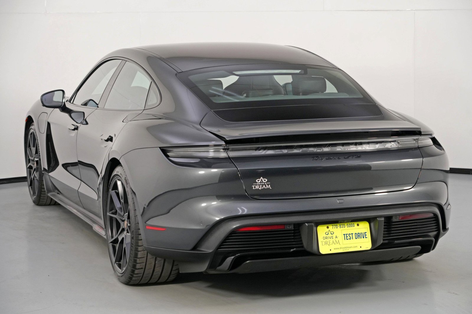 Used 2023 Porsche Taycan GTS image 53