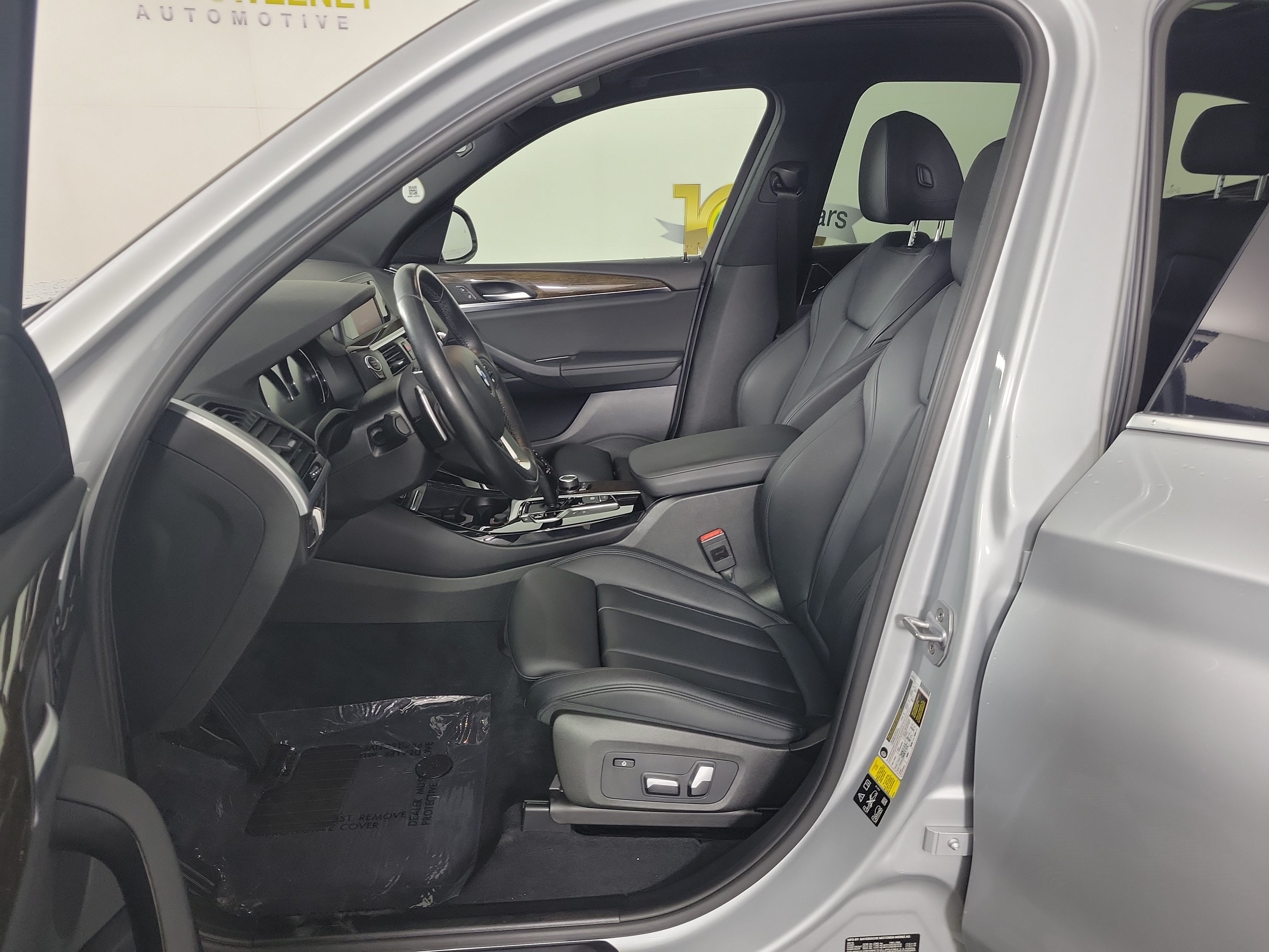 Used 2019 BMW X3 xDrive30i w/ Driving Assistance Package AWD/4WD image 9