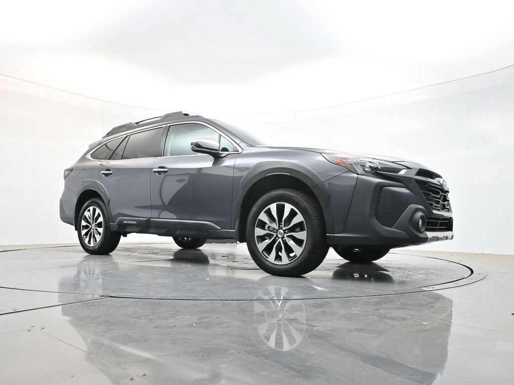 Used 2023 Subaru Outback Touring AWD/4WD image 33